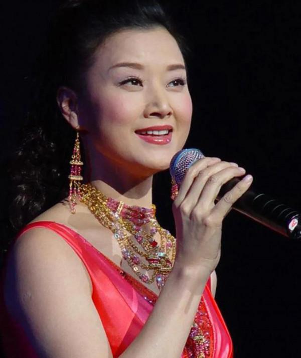 從山旮旯裡飛出來的金鳳凰&mdash;&mdash;&mdash;宋祖英