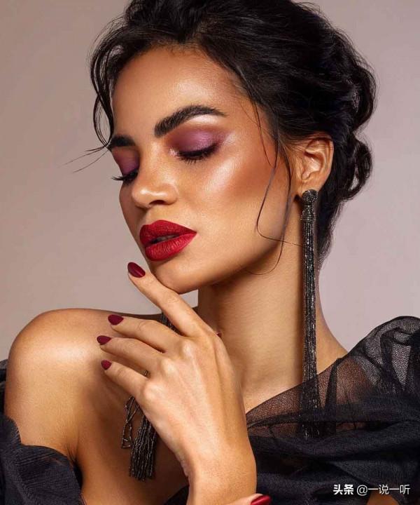 聖誕節和新年，我們會待在家裡，但我們會很時髦