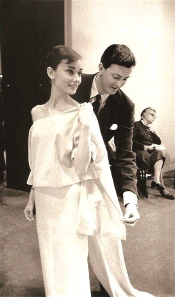 赫本嫁了兩次，卻依然霸佔了他42年的愛，紀梵希：我愛你，你隨意