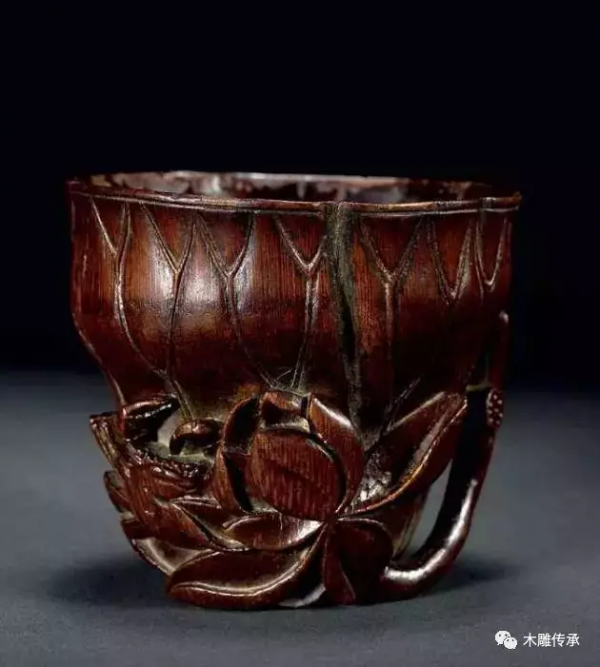 包漿後的竹雕,像極了天外來物 包漿後的竹雕,像極了天外來物