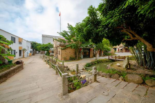 海陵島冷門村落，距今已有上百年曆史，獨具特色為本地靚麗名片