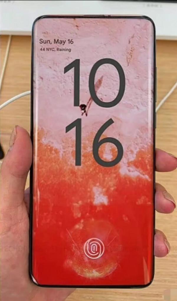 一加 10 Pro真機曝光：碩大鏡頭模組+真全面屏