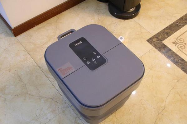 小米有品推出冬天的泡腳神器，自動升降還帶多種按摩功能