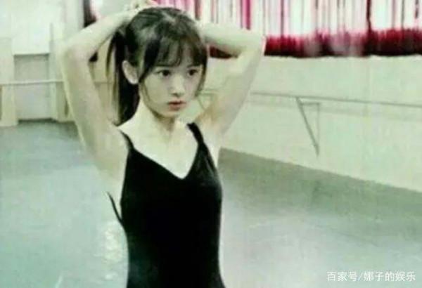 鞠婧禕14歲舊照被瘋傳，看清真實顏值後，你看的出整沒整容嗎？
