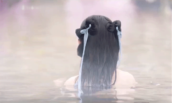 仙劍網劇：趙靈兒演員14歲，李逍遙演員26歲，不像情侶像兄妹