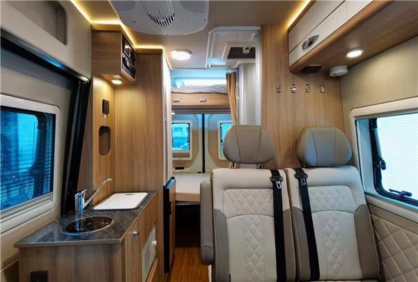 大通V90房車,金冠B900展廳現車價格美麗 大通V90房車,金冠B900展廳現車價格美麗