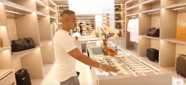 迪拜小哥甩賣7.7億豪宅 買就送勞斯萊斯和法拉利 迪拜小哥甩賣7.7億豪宅 買就送勞斯萊斯和法拉利