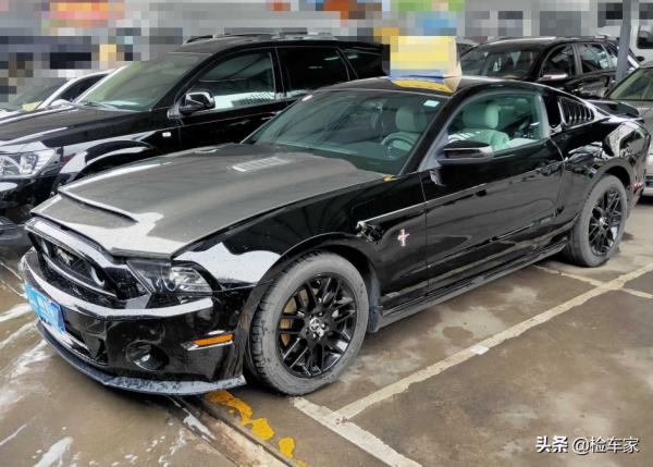 美式肌肉跑車的代表！這輛3.7的福特野馬，開了7年還能賣23萬？