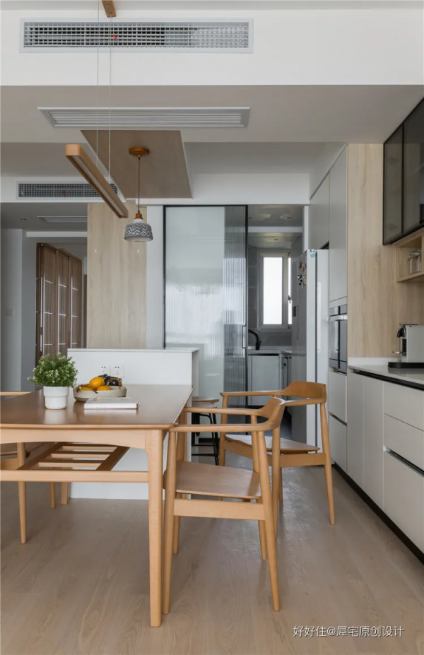 純正日式風，小時候看櫻桃小丸子留下的榻榻米情結終於實現啦