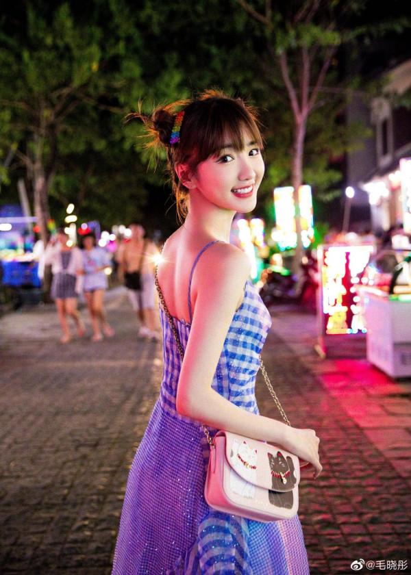 甜美小公主 毛曉彤