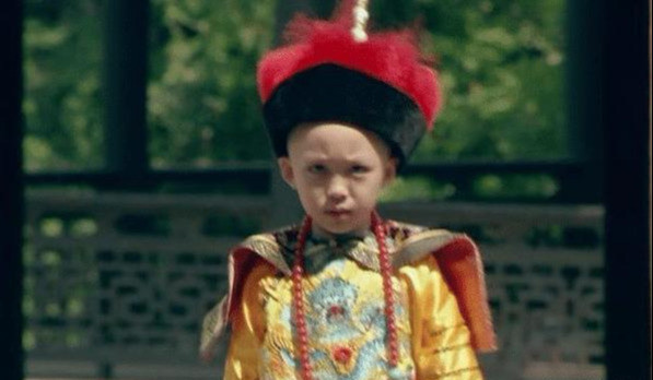 有種“整容”叫《愛情公寓》雷哥長大,正太形象全無 有種“整容”叫《愛情公寓》雷哥長大,正太形象全無