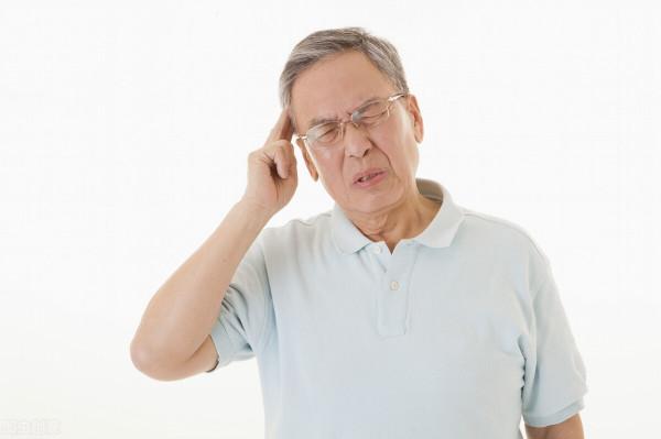 62歲大爺自述:醉心於羽毛球搭檔,心猿意馬,最終付出沉重代價 62歲大爺自述:醉心於羽毛球搭檔,心猿意馬,最終付出沉重代價