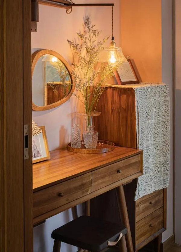 小戶型改造 80㎡原木日式風，三居裝出大格局，微調大法簡直神了