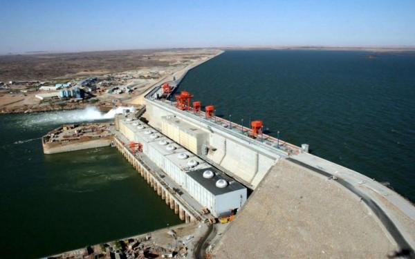 中國基建走進非洲，不僅修路建大壩，還廣交朋友，美國能做到嗎？