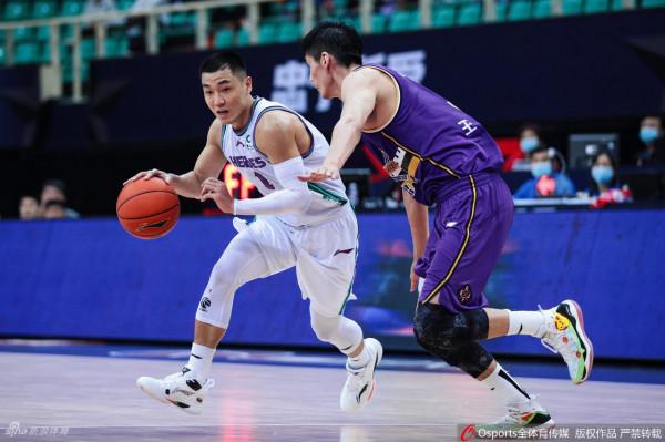 國內後衛助攻前五居然沒有郭艾倫；籃板王新秀餘嘉豪上榜