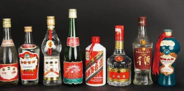 白酒界4款口碑酒，100左右的價格千元的口感，行家從不錯過