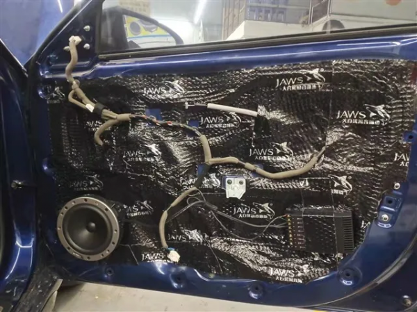 現代菲斯塔音響改裝丹拿232兩分頻 直抵車主心扉