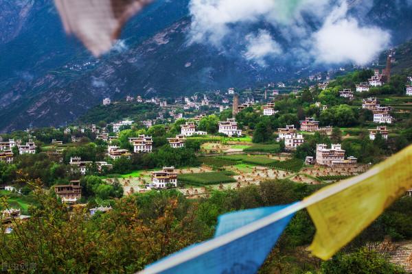 西藏高原的風光,是一種能夠淨化心靈的美 西藏高原的風光,是一種能夠淨化心靈的美