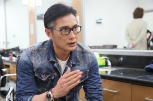 6對雙胞胎明星,每一對都傻傻分不清,宋達民兄弟仿若一個人 6對雙胞胎明星,每一對都傻傻分不清,宋達民兄弟仿若一個人