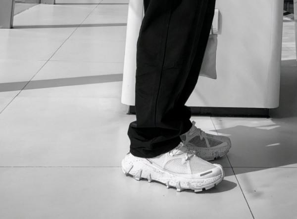 閃擊8代斷底被召回,休閒鞋被質疑抄襲,李寧又翻車了麼? 閃擊8代斷底被召回,休閒鞋被質疑抄襲,李寧又翻車了麼?