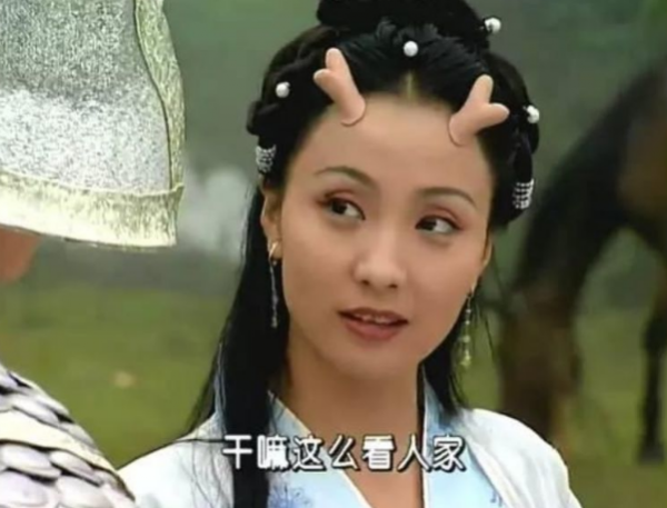 演員陶虹：眼看著老公跟人傳緋聞，她的抉擇讓人又氣又不解