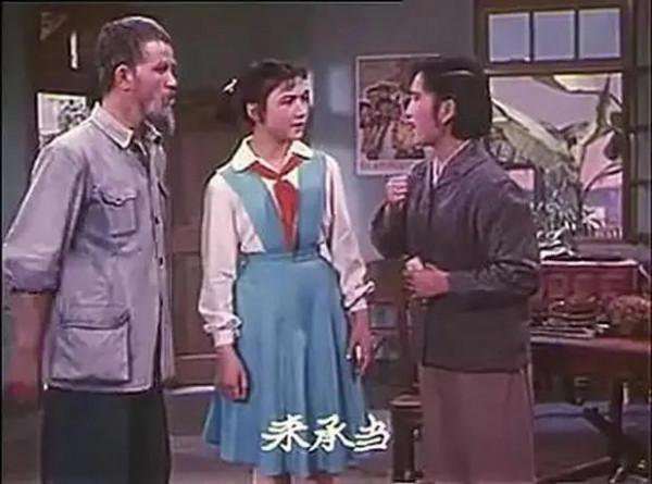 老電影（0542）《三朵小紅花》北京電影製片廠（1965）劇照欣賞