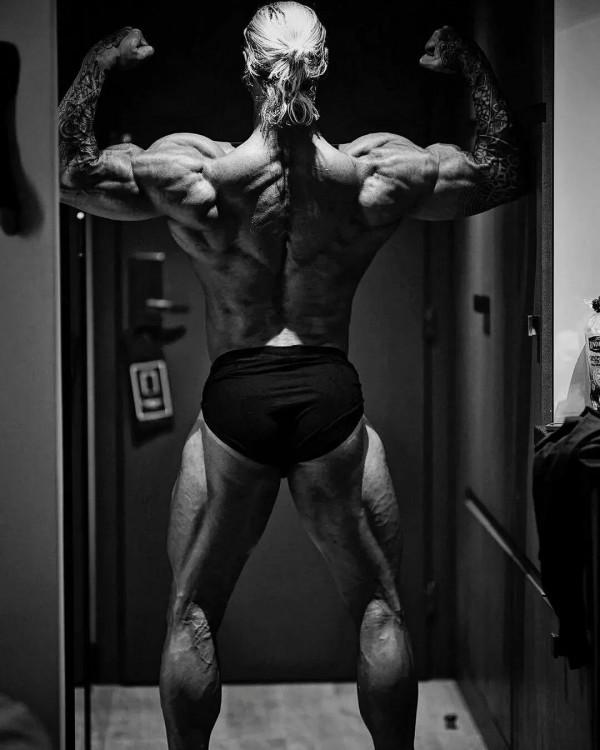 居家運動‖肌肉帥圖，線條好不好看，你來說了算