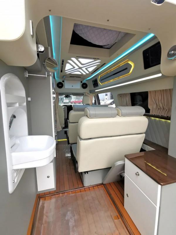 打工人也想玩房車？匠心房車斜升頂新全順：沒問題