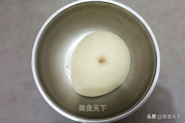 這樣的餡餅你喜歡嗎?皮薄餡多,用料十足!一口下去滿嘴留香 這樣的餡餅你喜歡嗎?皮薄餡多,用料十足!一口下去滿嘴留香