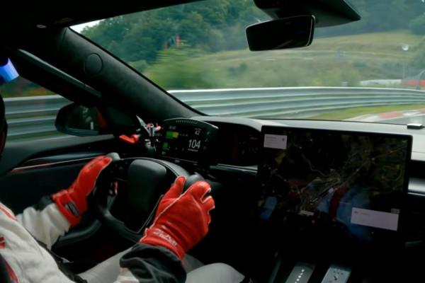 美國《消費者報告》雜誌質疑特斯拉Model S的軛式方向盤