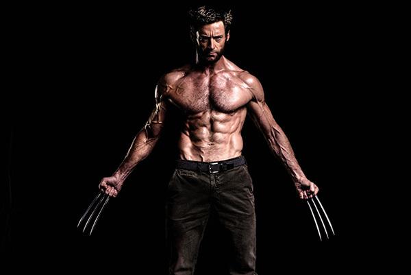 防彈少年團閔玧其感染新冠後，休·傑克曼也確診，喉嚨乾澀流鼻涕