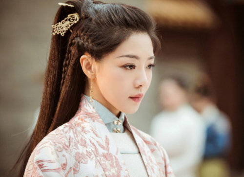 開場以為是主角，結果是配角，有人棄劇，有人給差評