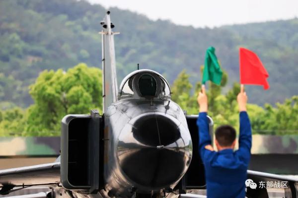 空中加油,幹得漂亮 空中加油,幹得漂亮