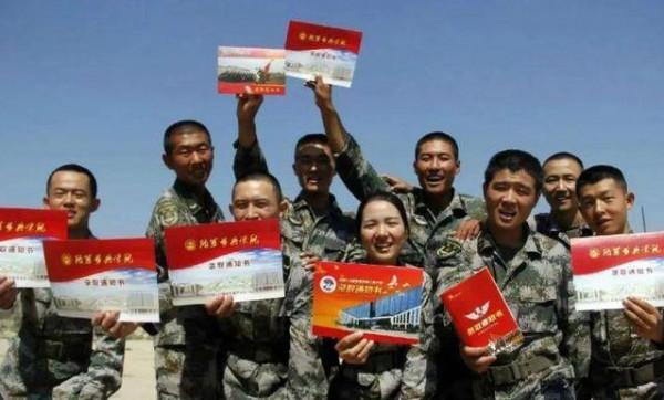 50萬退伍費和事業編工作,哪個更吃香?退伍軍人的選擇默契十足 50萬退伍費和事業編工作,哪個更吃香?退伍軍人的選擇默契十足