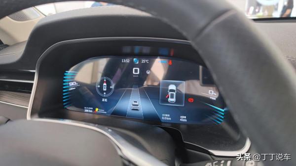 試駕賽力斯華為智選SF5：20多萬1000公里續航的“華為”值嗎？