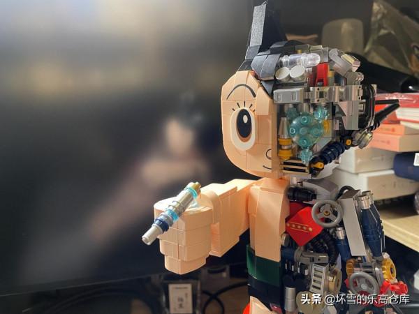 拼奇新品鐵臂阿童木 國產積木創意新高度