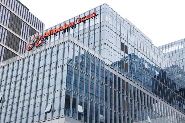 電商資本窮途陌路之後必轉型，對經濟和實體店發展是喜還是憂？