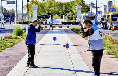 從中軸線看北京城的古與今 從中軸線看北京城的古與今