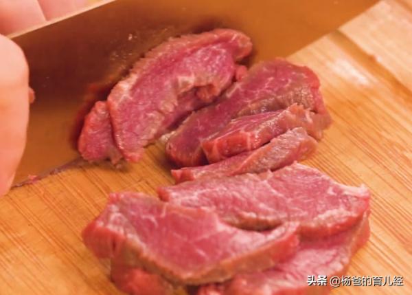 簡單美味的滑蛋嫩牛片,軟嫩鮮香,營養又解饞,孩子愛吃的美食 簡單美味的滑蛋嫩牛片,軟嫩鮮香,營養又解饞,孩子愛吃的美食