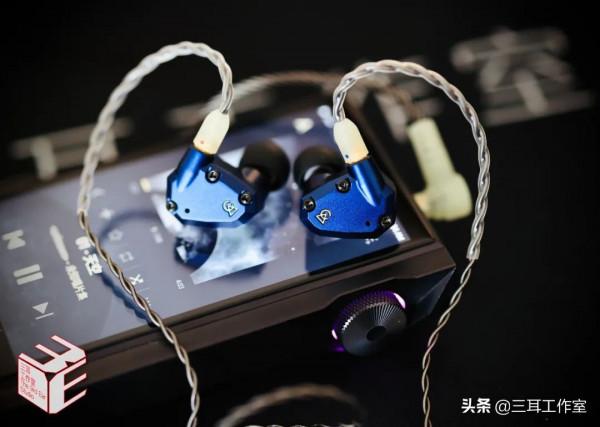 美國這款HiFi耳塞用聲音致敬猛獁象？怎麼想到的