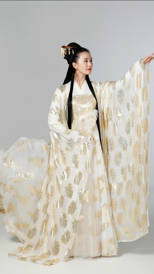 記憶裡經典的破布美人形象，明明那麼樸素，她們卻依舊美麗動人