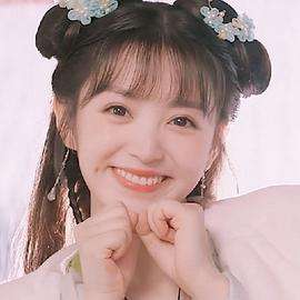 小臉女星的天下！這12個漫畫臉巔峰PK，大眼睛巴掌臉一個比一個美