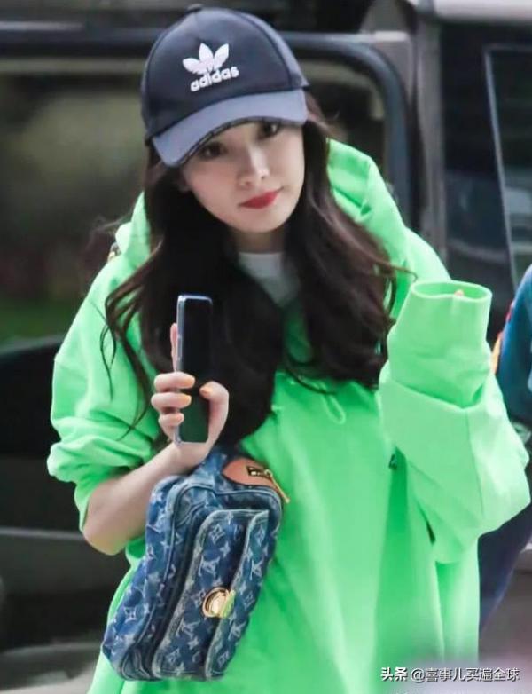 盤點那些被楊冪帶火的大牌包包