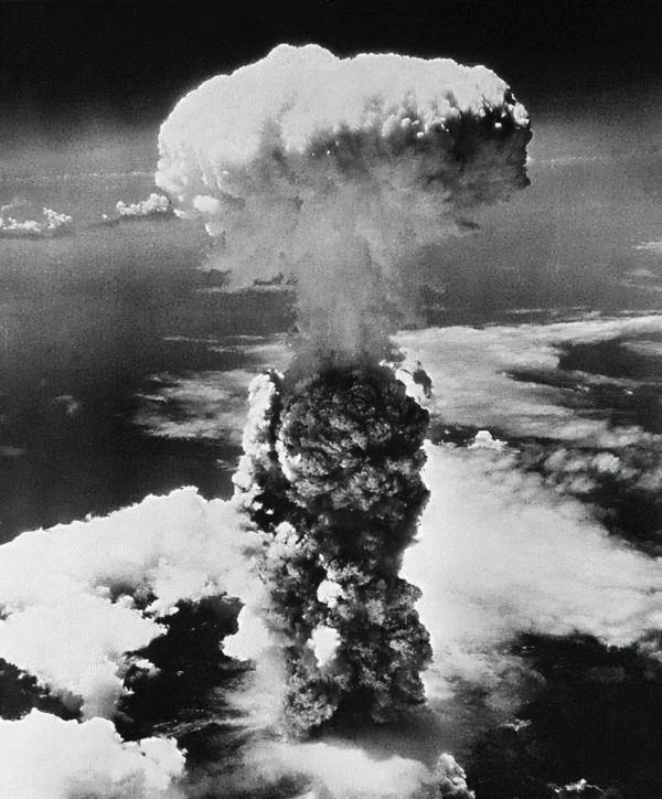 美國為什麼在日本使用原子彈？