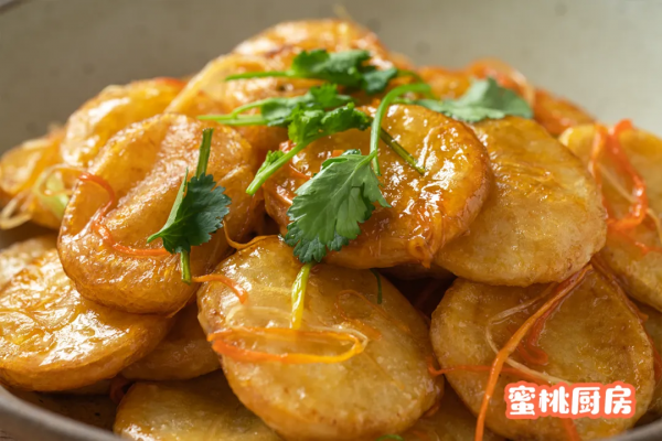 2塊錢炒一大盤！蛋白質比大米還高，這個做法比肉好吃10倍