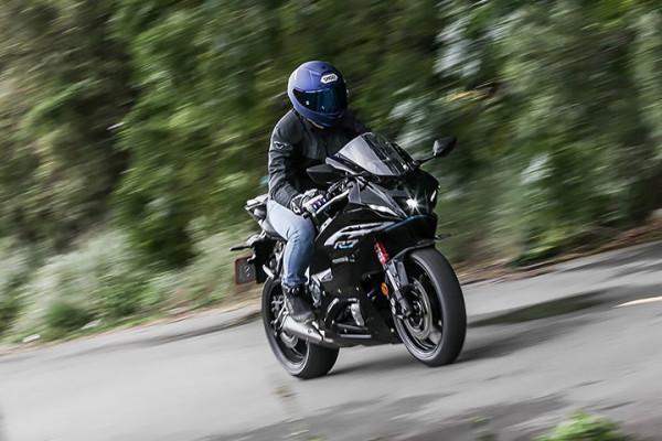 重回18歲，試駕雅馬哈YZF-R7