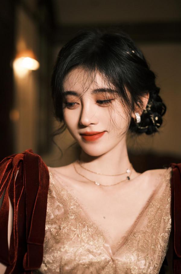 202號“女神”鞠婧禕 202號“女神”鞠婧禕