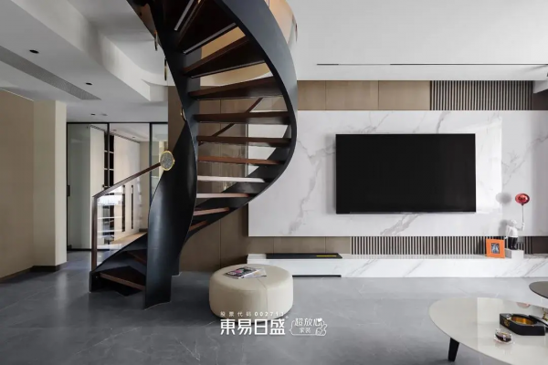 237㎡簡約風躍層,空中花園、旋轉樓梯,是我要的理想居所 237㎡簡約風躍層,空中花園、旋轉樓梯,是我要的理想居所