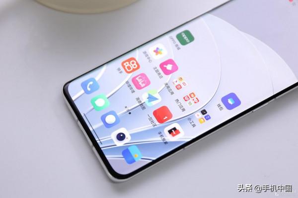 一加 10 Pro胖達白圖賞：白得可愛 也是優雅實力派