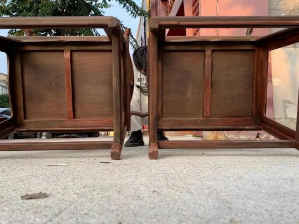 寮國大紅酸枝（交趾黃檀）全獨板官帽椅三件套，鑑賞